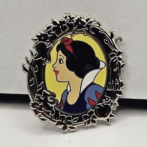 Disney Snow White Silver and Yellow Brooch
